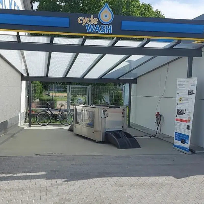 cycleWASH station at fuel station Aachen